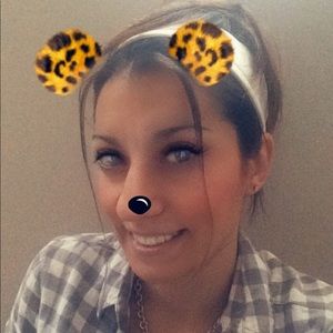 Meet your Posher, Venessa